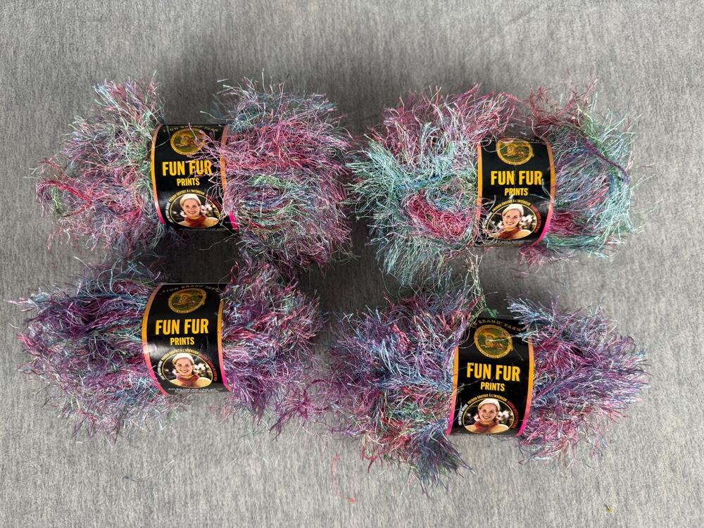 Lion Brand Fun Fur Prints Eyelash Yarn Tropical 208 Lot of 4 x 50 gm Skeins